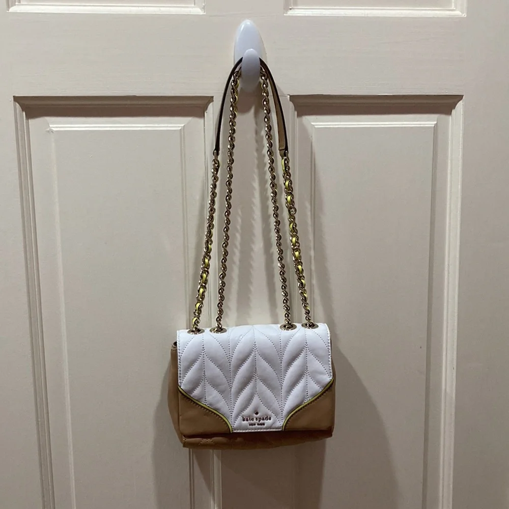 Kate Spade Tan White Yellow Briar Lane Quilted Mini Emelyn Purse Bag - Picture 15 of 16